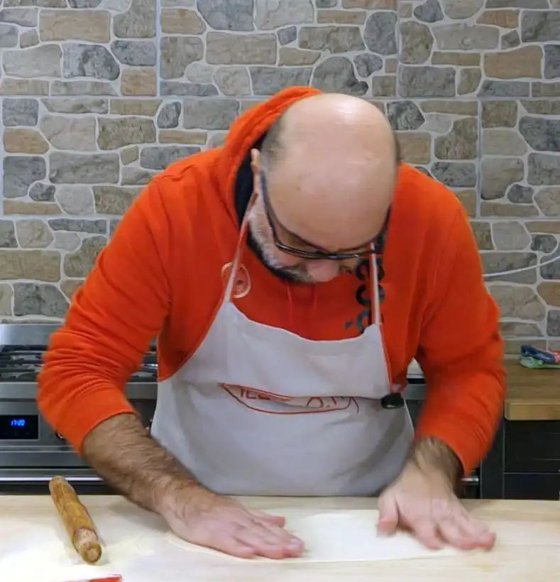 Come stendere la pizza Come stendere la pizza