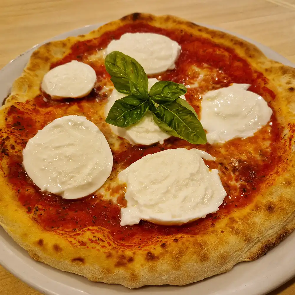 La pizza bufalina La pizza bufalina