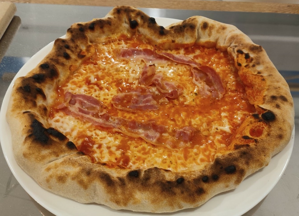 pizza e cornicione